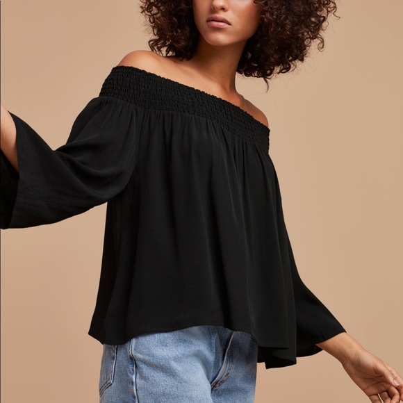 Aritzia Tops - Aritzia /Talula off the shoulder blouse black.
